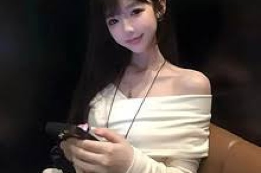 央视最惨女主持：男友被判死缓丈夫惨死狱中现在48岁依旧单身